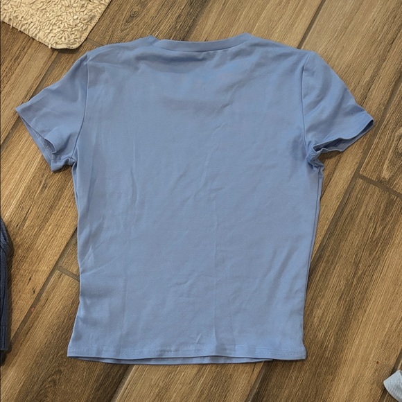 Women's Blue Short Sleeve Top - Picture 2 of 2